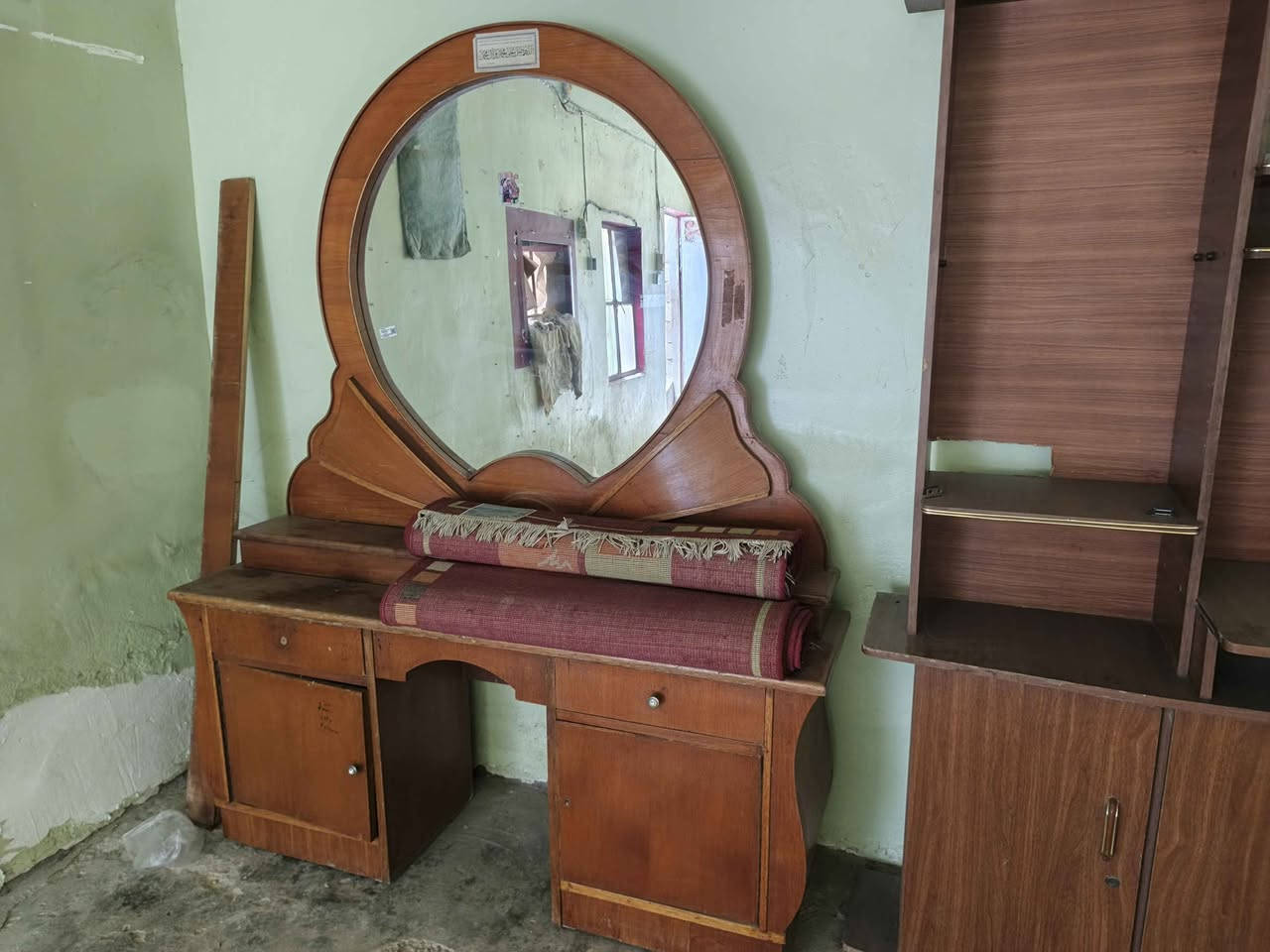 غرفة اخشاب صاج درجه اولى تباع كامله اوقطع منفرده التواصل خاص(***********)(***********) كربلاء, العراق
