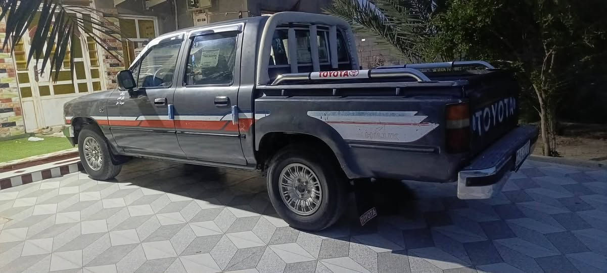 بيكم موديل 90 
رقم بقداد دولي بسمي تحويل ثاني يوم
مكفوله سياره جديد 
مكاني الرفاعي 
***********
***********
