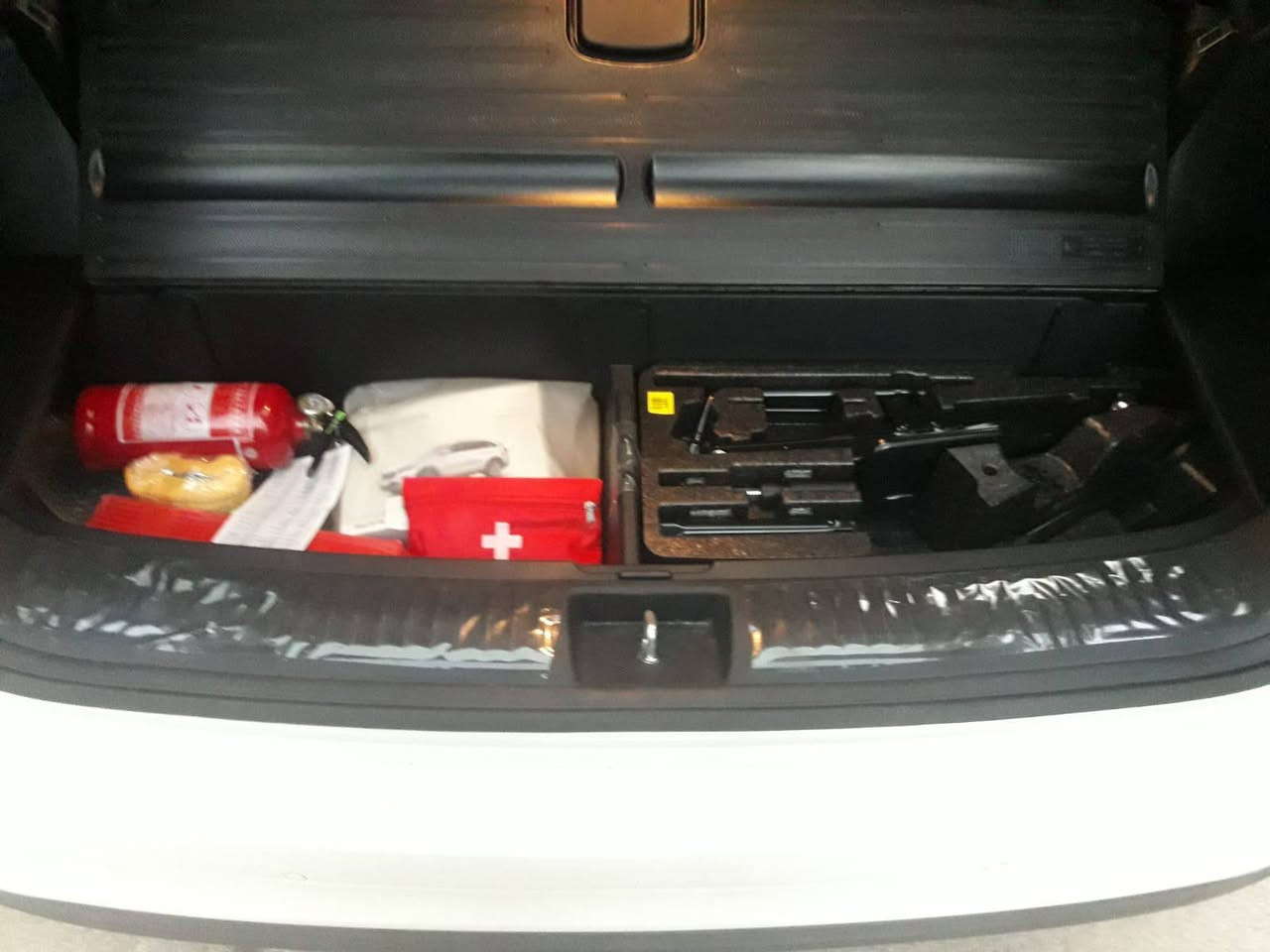 سورنتو ٢٠ خليجي رقم بغداد مشروع وطني السيارة زيرو مكفوله كفاله عامه المواصفات من ضمن الصور
تلفون ***********
مكان السيارة بغداد
