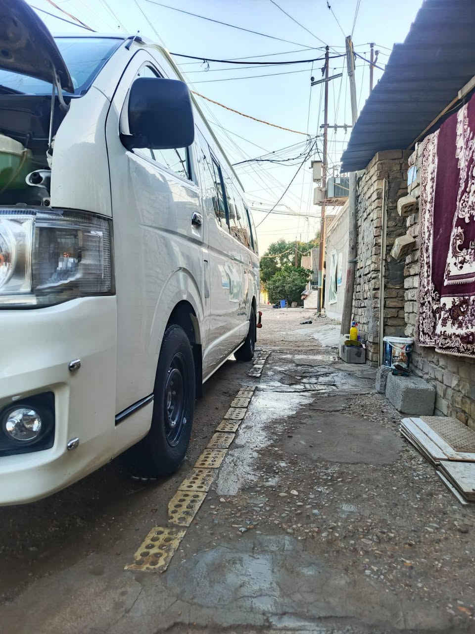 هايسه لبيع موديل 13 بسمي تحويل ثاني يوم هاتف ***********

