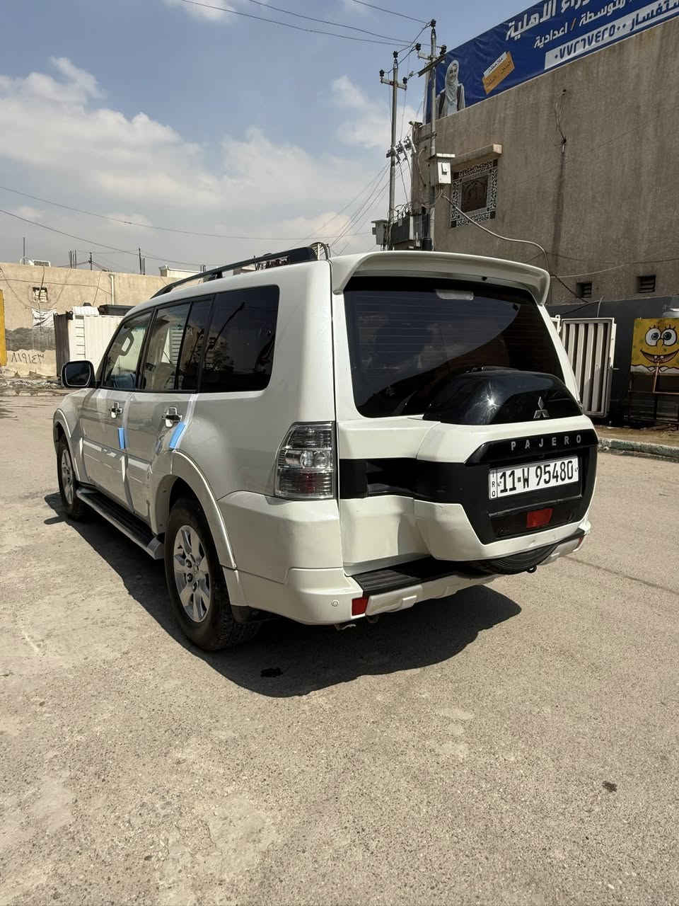 باجيرو ٢٠١٥خليجي  حبتور Gls
بيه صبغ  خشم جاملغ  امامي. فقط باقي كفاله

سياره مواصفات فول الفول لمتدد ١/١ 

١. فتحه سلايت 

٢. دمامات خلفي او امامي 

٣. كشنات جلد كهرباء 

٤. ويل كبير 

٥. مري شفط +مرايه نيكل + اشاير بلمري 

٦. يده نيكل 

٧. مكينه٣٥٠٠المرغوب 

٨. صاج ملكي 

٩. ثلاجه داخليه 

١٠. داخل بيجي 

١١. ٧ راكب + ٣ قطع تبريد 

١٢. تحكمات ٣ جهات 

١٣. فورويل درايف

١٤. حساسات خلفيه 

١٥. زراك لايت 

١٦. حساس امامي 

١٧. اشاير ترحيب 

١٨. بلوجكتر خلفي 

١٩. نضام مانع الانحدار 

٢٠. كامرات حساسات سيارة جديدة 

٢١. رقم بغداد  دولي مشروع وطني 

منظومة غاز

((السيارة بااسمي))

رقم هاتف ***********
