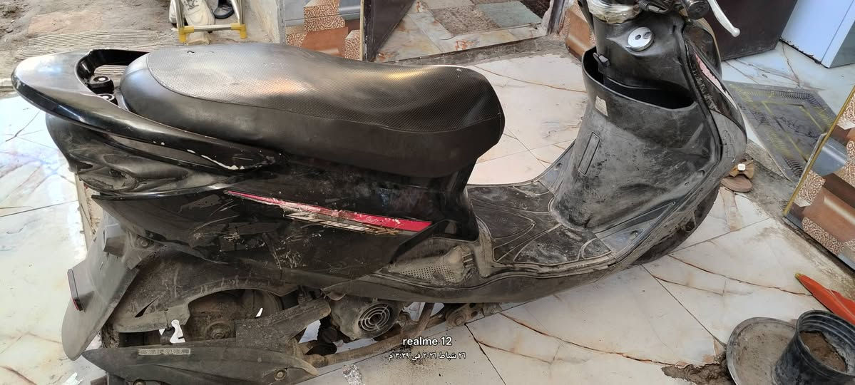 دراجة بريز البيع كوم حديد مكسور اذن صالنصة مثل ما موضح بل صورة درجة مكينة ناعمة  تايرات بريك كلة نضيف  ب250 بيها مجال كلش قليل كوم حديد ابيع تشتغل وتمشي طبيعي وهاذة يلحم


**إذا كنت صاحب هذا الإعلان وتريد حذفه لأي سبب، رجاءا أرسل رسالة إلى الدعم الفني**