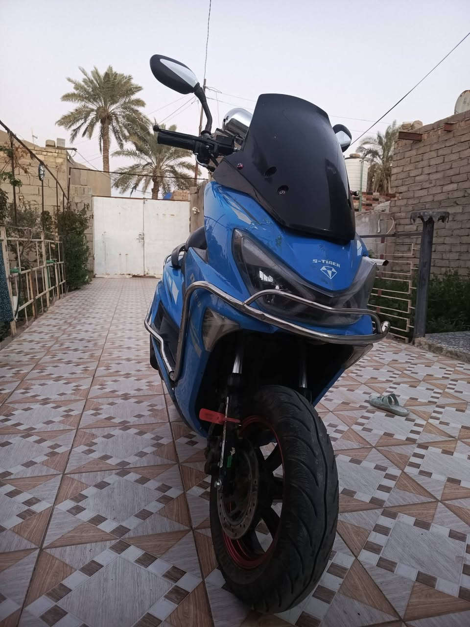 السلام عليكم
دراجه سترونك موديل 2024
جاهزه كلشي شغال 
السعر خاص 
***********
