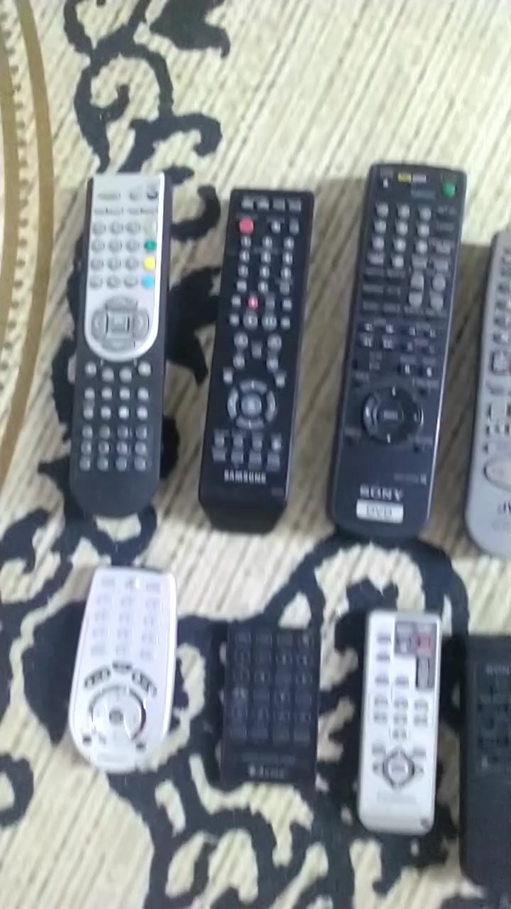 اختار اليعجبك ودزلي صوره.. اجاوبك بالسعر والتفاصيل.. *********** يوجد توصيل
