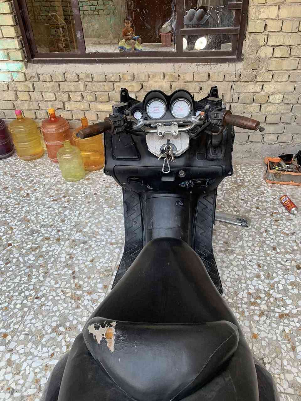 فورزه 06 كفراتها يرادلها ترتيبات مكينه بلاد مامفتوح برغي بيها ولامبدل بيها شي  دبلات جديده تايرات جديده اوراقها موجوده 

*********** هذا رقمي مكاني بلديات
