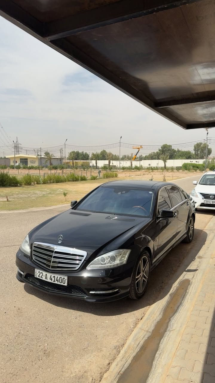 السلام عليكم
معروض للبيع 
مرسيدس s500 2012
خليجي مكفول كفاله عامه عدا دعاميه الاماميه مصبوغه
مغلفة ppf ضمان 10 سنوات
رقم اربيل تحويل وكاله مضمون
ماشيه 150 الف كيلو حقيقي
فول مواصفات اعلى فئة
بنوراما ورادارات وكامره وناظور ليلي
شاشات خلفية وكراسي تبريد تدفئه ومساج 
سماعات هارمن ودمام خلفي
4 ابواب شفط والجنطه كهربائية 
محرك 8 سلندر توين باور توربو
ثلاجة خلفية 
بدون اي نقص نهائيا والعداد صفر مسج 
السعر 188 ورقة وبيها مجال بسيط
***********
