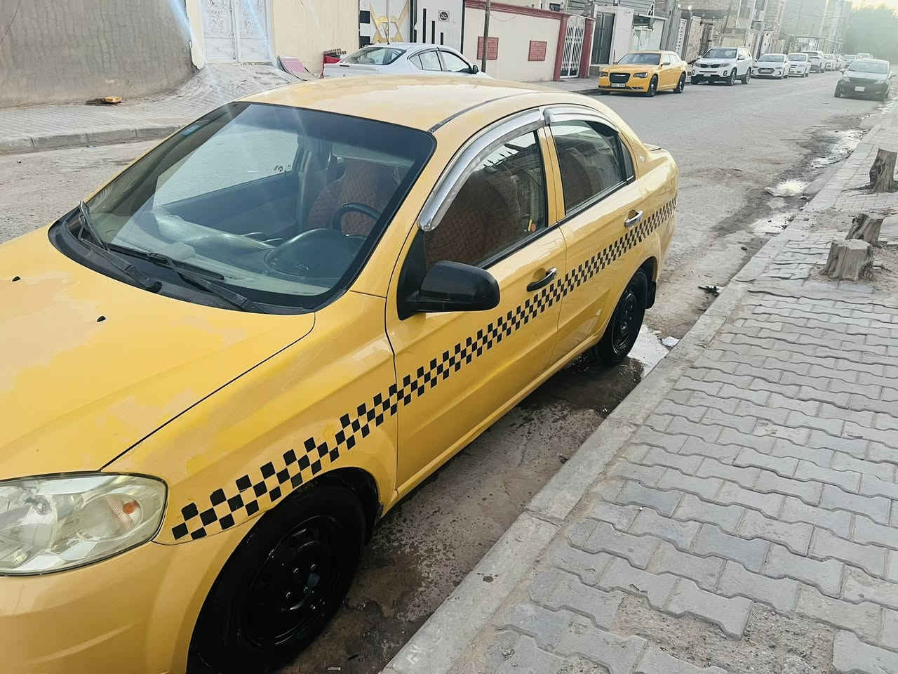 افيو 2011 رقم نجف دولي بأسمي خليجي مكينه مفتوح سياره هزه جديده ومصفره هيئه وغرامات مكفوله من الضربه والتبديل بيها بس الدور الخلفي صبغ سياره جاهزه مكينه كير حداديه تخم تاير شاشه رايدها ب 53 وبيها مجال بسيط مكاني نجف للاستفسار ***********
