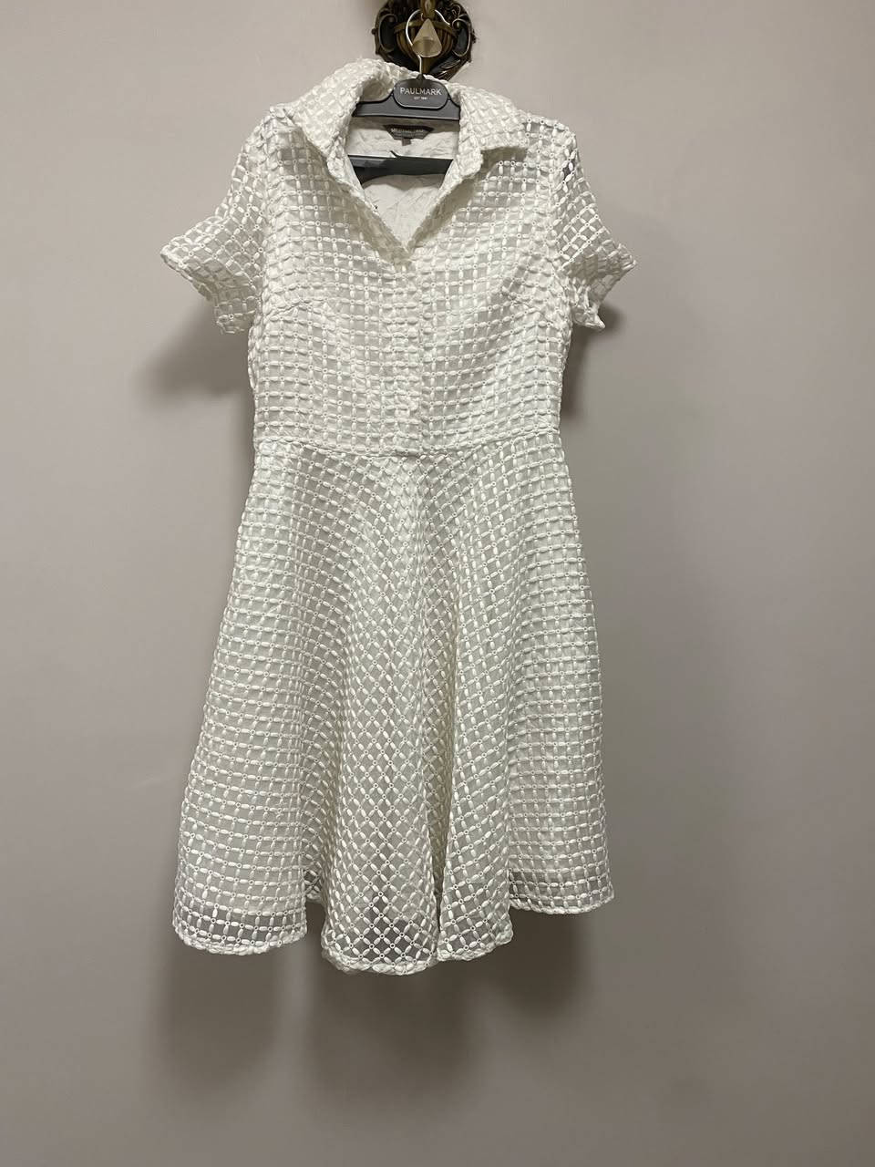 السلام عليكم عندي فساتبن ملبوسة مرة واحدة قياس٣٨-٤٠
الفستان الابيض ١٠ 
البدلة السودة ١٥ 
الفستان الوردي ١٥ 
البدلة السماوي ١٠
البدلةالوردي ١٥ 
الفستان البرتقالي ٥
واللي تاخذهن كلهن اكو تخفيض وعندي توصيل بغداد


**إذا كنت صاحب هذا الإعلان وتريد حذفه لأي سبب، رجاءا أرسل رسالة إلى الدعم الفني**