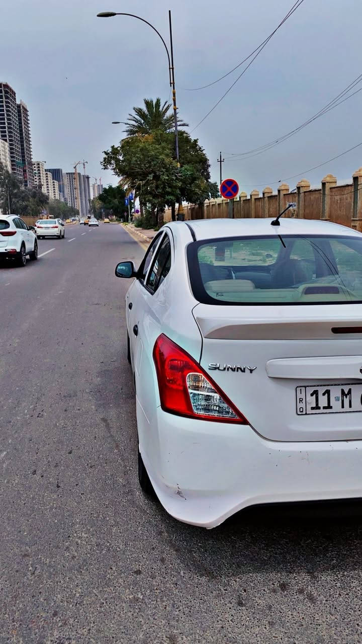 سني موديل 22 بغداد باسمي تحويل مباشر
موصفات المعروفه 
محرك كير تبريد مكفول برغي ممفتوح بيها
بيها صبغ باب السكن وقبق الجنطه وبارد بسيط موجود مقطع بتفصيل ويه الصور 
ماشيه 94 حقيقي 
مكاني الطوبجي قرب ساحه عدن
السعر 105 وبيه مجال بسيط
للاستفسار ***********
