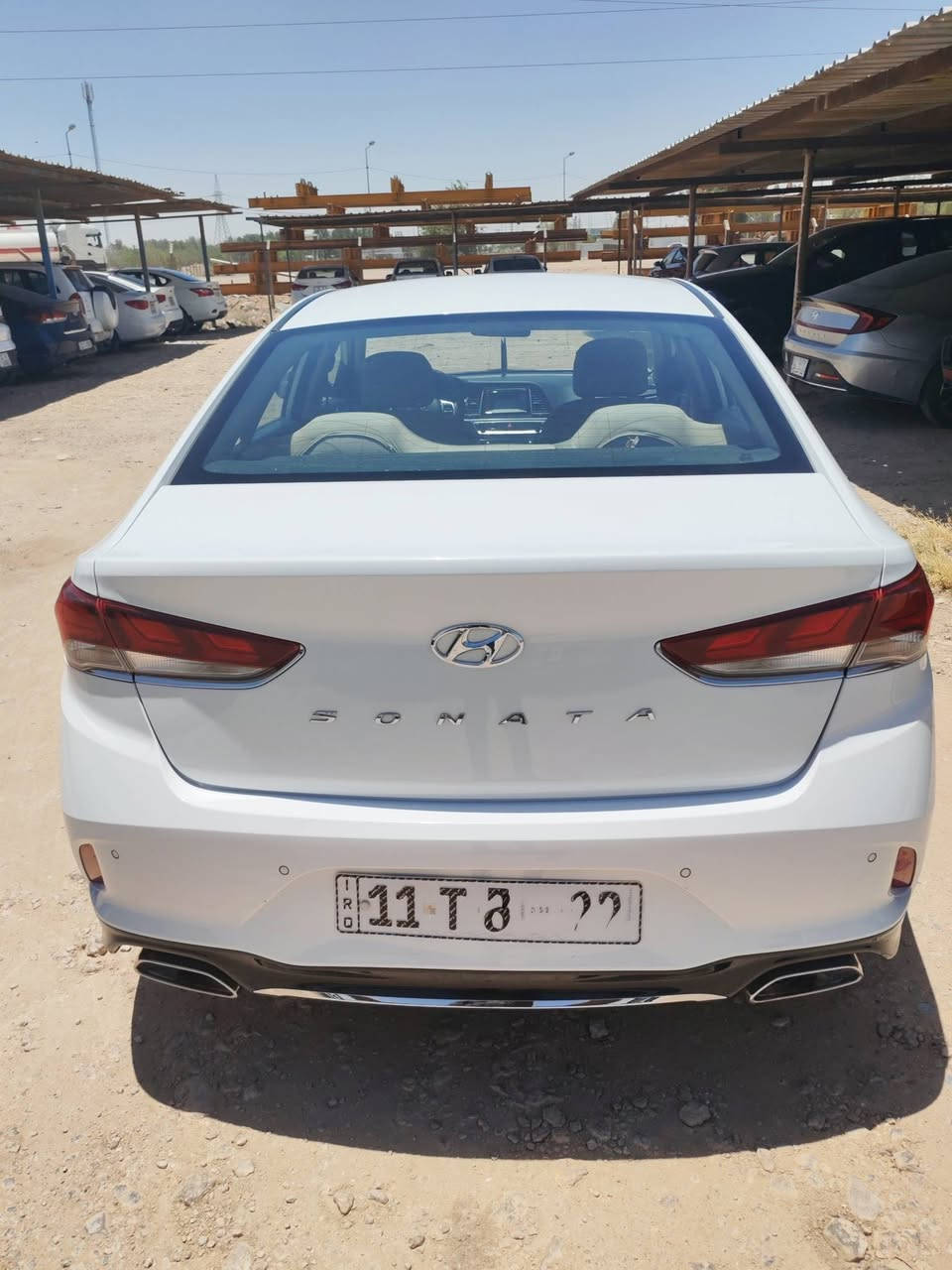 للبيع هونداي سوناتا موديل 2018 رقم انكليزي بغداد باسمنا خليجي محرك 2400 تبريد قطعتين سياره مكفوله من الضربه والصبغ والتبديل بيها بارد مقدار شبر بلباب فقط السعر 170 وبيها مجال بسيط للاستفسار اتصال ***********
