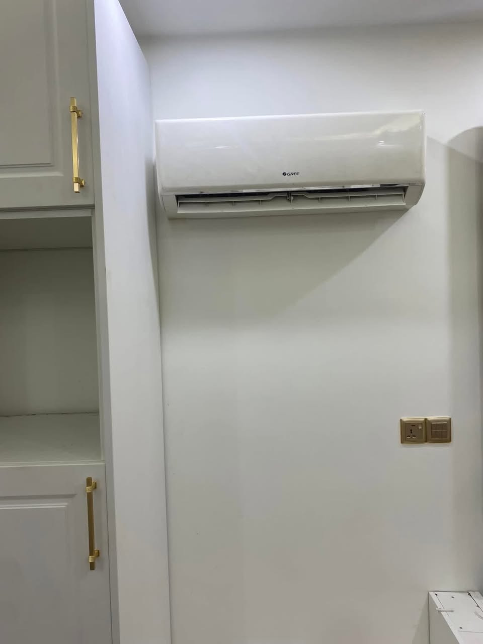 الورشة الهندسية للتبريد🔚(***********)
نصب وصيانة كافة اجهزة التبريد السبالت والمكيفات 
غسل وتنظيف  المنظومات .صيانه موقعيه في بيتك .
شحن غاز وصيانة كافة الاعطال .   نوصلك لبيتك بدون تعب على مدار ٢٤ ساعة للأتصال  او الحجز  عن طريق الواتس آب 🔚(***********)اتصال (*********** )
                    او على خاص الصفحة
