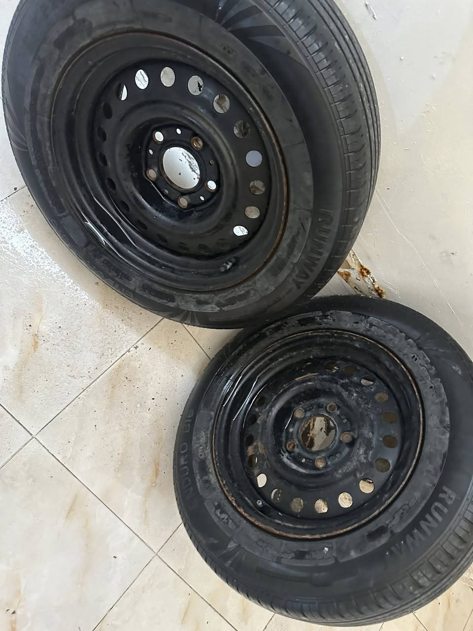 زوج مع تايرات للبيع ماعرف ماليش مارهمن للمارك مكاني بصره


**إذا كنت صاحب هذا الإعلان وتريد حذفه لأي سبب، رجاءا أرسل رسالة إلى الدعم الفني**