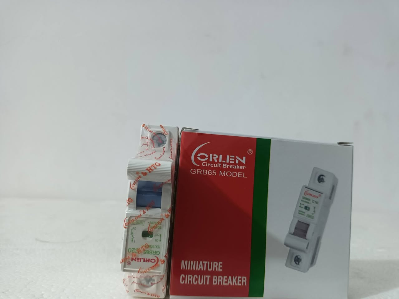 سوق الشيوخ حي العسكري شارع المحوله ثاني فرع على يسارك بساحه
***********
