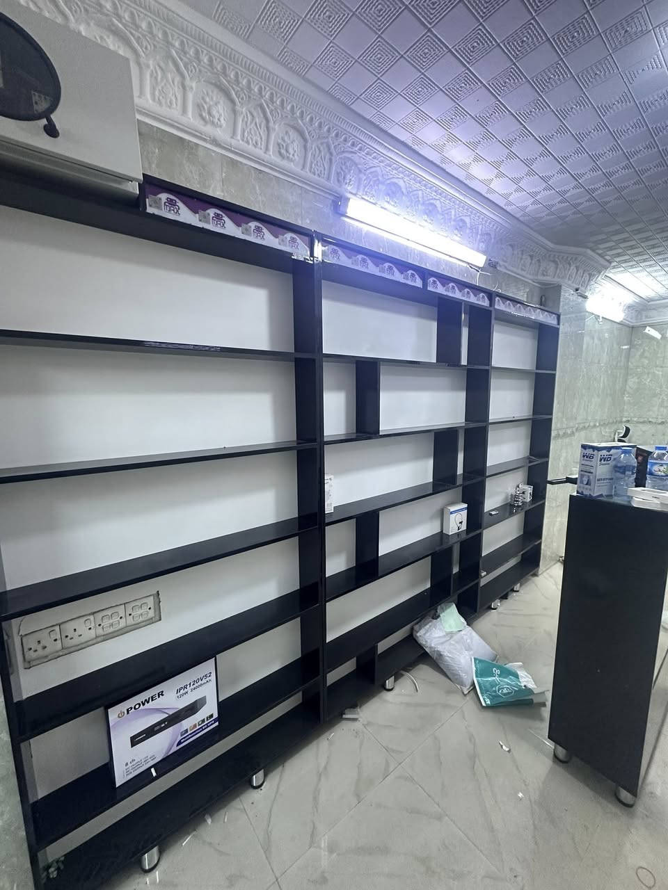 ديكور للبيع 4 رفوف 
ميز جام
ميز صغير 
تواصل خاص 
مكاني موصل


**إذا كنت صاحب هذا الإعلان وتريد حذفه لأي سبب، رجاءا أرسل رسالة إلى الدعم الفني**