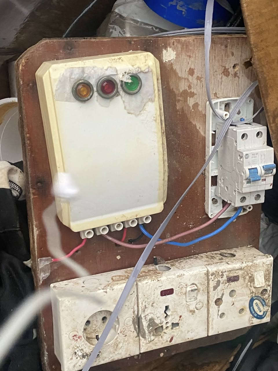 لل بيع بيهن 13 متر او اكثر وياهه محوله


**إذا كنت صاحب هذا الإعلان وتريد حذفه لأي سبب، رجاءا أرسل رسالة إلى الدعم الفني**