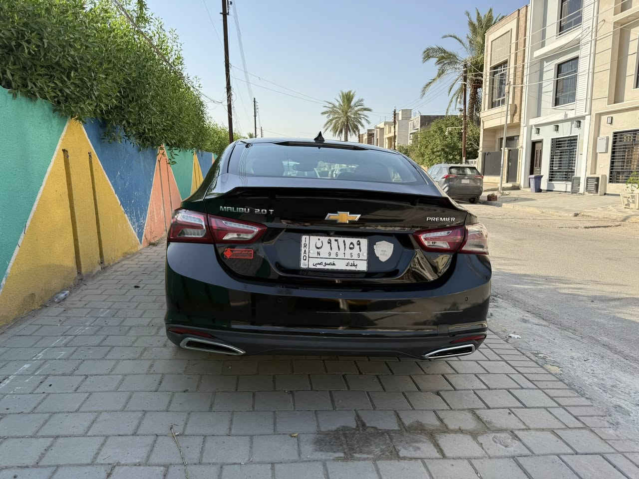 ماليبو بريمير
رقم بغداد باسمي
حادث خلفي (بدون ايرباك)
ماشيه ١٢٠ الف كيلو متر 
مكفوله من كير ومحرك وتبريد 
صدر نص عمر 
سنوية تحتاج تجديد 
سمكره وصبغ قطعه وحده جهه الحادث فقط
و اكو تصليحات ع بارد صارت داخل العراق
كل مواصفات البريمير موجوده 
- محرك ٢٠٠٠ توربو 
- گير ٩ نمر 
- Auto park 

- ويل كروم ١٩
- تشغيل عن بعد
- بانوراما 
- لوحه عدادات الكترونيه
- لايت زنون مع حساس للطرق ضعيفه الاناره (يفتح اناره عاليه تلقائي في حال الطريق ضعيف الاناره)
- كشنات جلد مع تبريد وتدفئه 
وبقيه المواصفات الغنيه عن التعريف 
صور الحادث مرفقه مع صور السياره

السعر المطلوب : 135 $
مكان السياره : بغداد العامرية
***********
