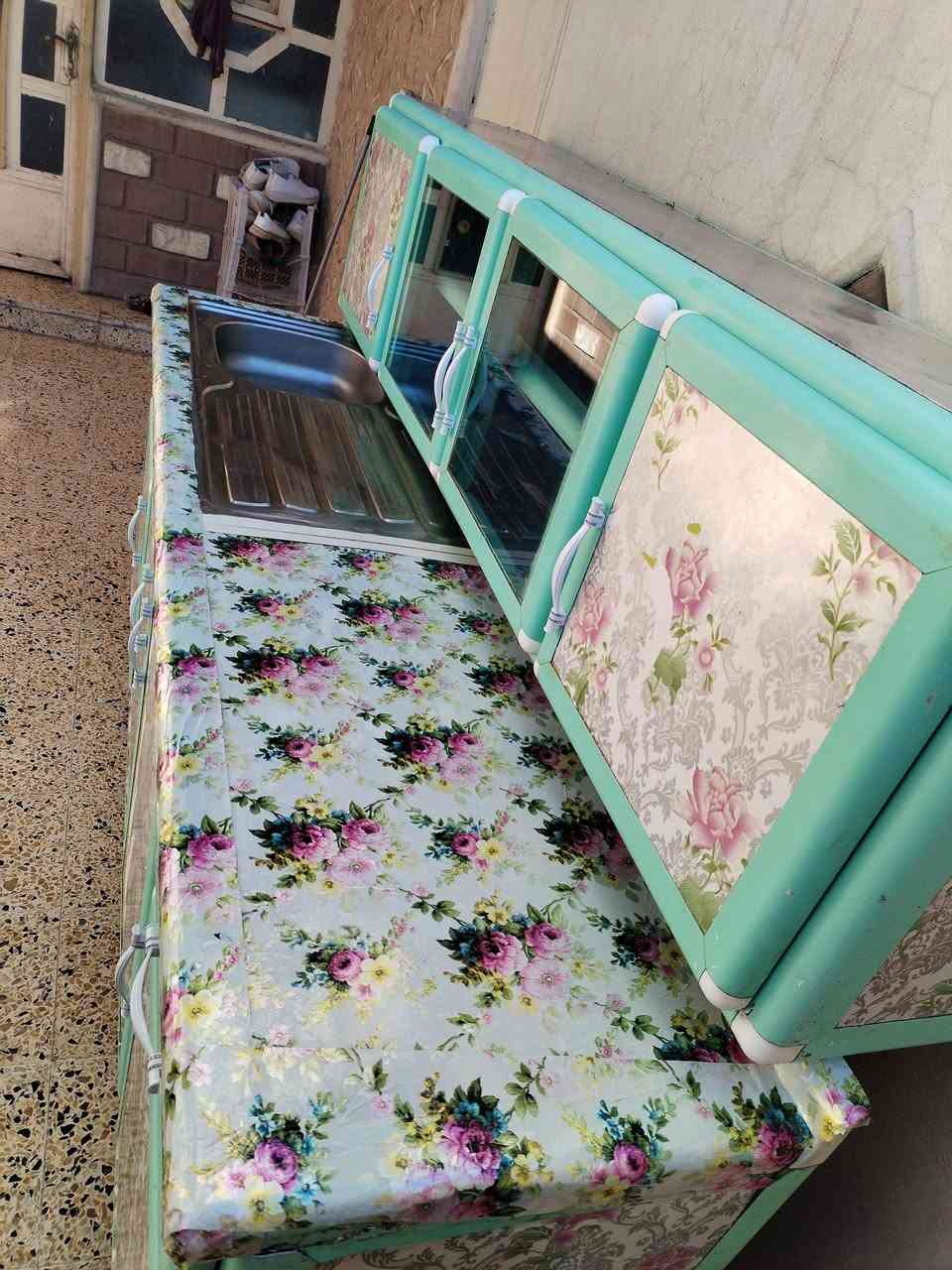 للبيع كاونتر سنك   مترين والملحق مترين 150  موصل الايسر  ***********
