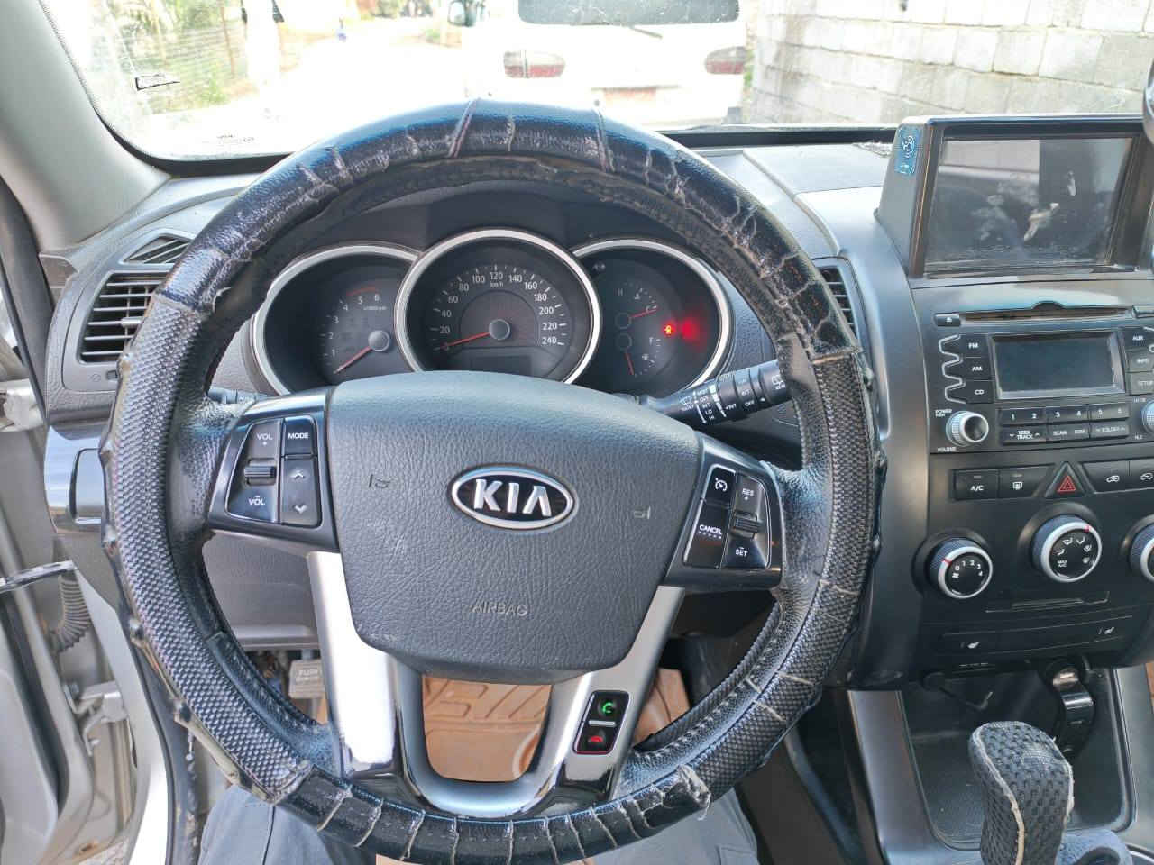 سورنتو مديل ٢٠١٢ كاز محرك اوكير مكفولات سعر ٦٥ ابوبيهه مجال متومه طبق لصل رقم  لهاتف ***********
