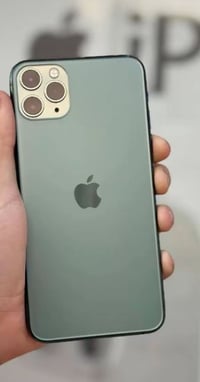 ايفون 11 برو ماكس بطاريته/ البلاديه 58 شاشه/ مبدله اصيل3 خيارات الذاكر...