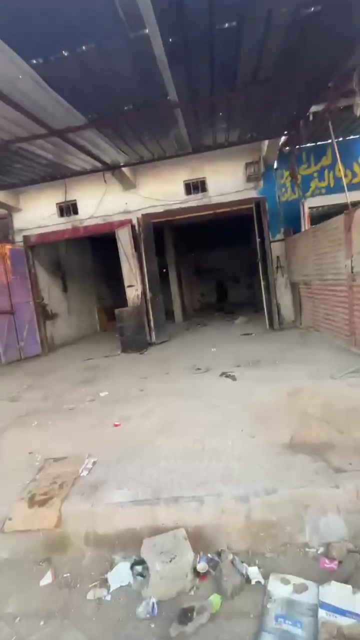 سلام عليكم سقيفه حديد للبيع حديد جديد بس جينكو مستخدم طولها 6*5 ب250لباقي الاستفسارات مراسله الصفحه او الاتصال على الرقم ***********
