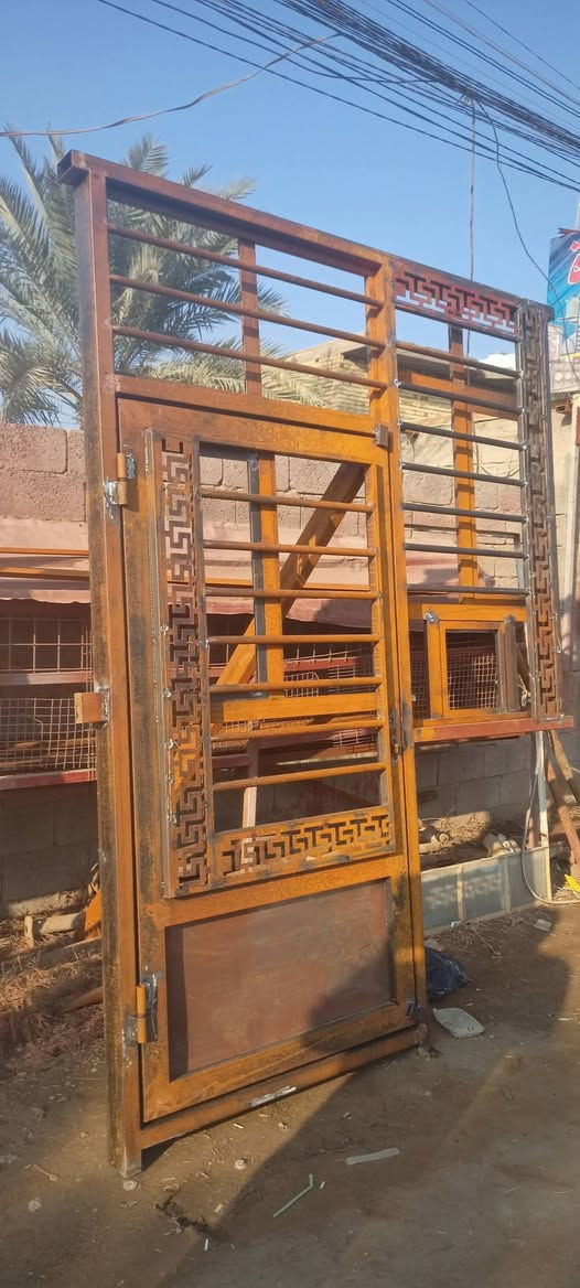 سلام عليكم  (حداد_ بيبان_ وشبابيك_ ومحجرات _وسقائف _وجملونات _وغرف سندويج -ودرج حديد ) بانسب الاسعار  وكافه اعمال الحديديه  رقم تواصل ***********_***********  علي البصراوي
