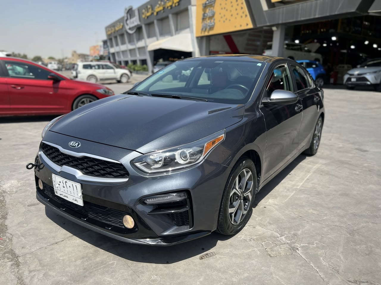 فورتي 2021 امريكي
سلام عليكم 
فورتي 2021 امريكي ب اسمي حادث جاملغ وباب مبدل نفس اللون بدون صبغ بدون دواخل مكفوله لغد وشاصي وايرباكات سليمه 
ماشيه 40 الف بعدها نضيفه ع ايدي 
مواصفات 
شاشه كامره دواره رادار تحكم ستيرن كامل لايت زنون
 
*********** بيه واتساب 
رقم بغداد ب اسمي 
مكانها بغداد حي العدل 
السعر 148 ورقه 
ممتواجد علنت
