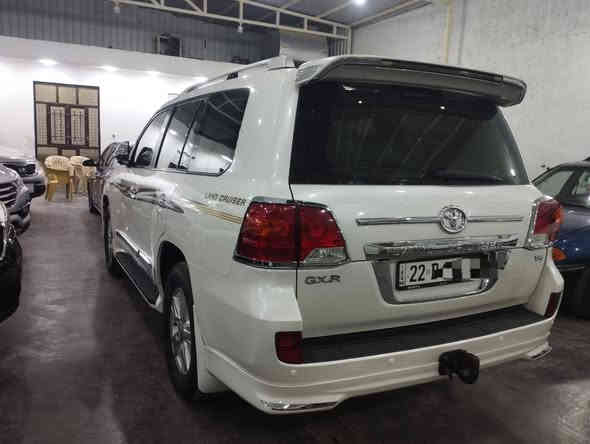 اسلام عليكم.. من رخصة الادمن المحترم للبيع  مستعجل لاندكروز GXR.  2013 لون صدفي كفاله عامه ماشيه 190 الف حقيقي سياره وضع شركه جاهز مال جناي رقم اربيل باسمي سعر المطلوب 350ورقه بيهة مجال 
مكان سياره انبار فلوجه للتواصل ‏
‪0786 501 9592
سياره مكفوله من كلشي وين يعجبك اخذ سونار
