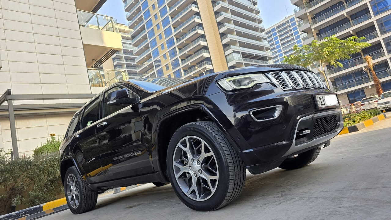 جيب اوفرلاند (خليجي وكاله)
موديل 2020 (داخل لونين المرغوب) رقم بغداد الجديد بأسمي . سياره مكفوله من الحادث والصبغ والتبديل شرط الفحص فقط بارد جدآ بسيط ..
عداد المسافه 70 الف
المواصفات 
محرك 6 سلندر 3600
بصمة تشغيل + بصمة ابواب 
تشغيل عن بعد 
جكات
مانع انحدار
بانوراما قطعتين
زراك لايت
داخل لونين مشمشي المرغوب 
كشنات جلد 
كشنات ثنين كهرباء
كشنات تدفئة وتبربد 
كشنات الخلفيه تدفئة
ستيرن تدفئه
كشن خزن (ميموري)
سستم صوت
ستيرن كهرباء
شاشة_امامية كبيرة (12 inch) الجديدة_كليا
شاشة عرض الاعطال
صندوك كهرباء
رادارات جانبية
نظام تزحلق
فور ويل
متعدد أنظمة القيادة (ثلجي, رملي,طيني,صخري)
دبل كير (عادي + اوتوماتيك) 
ناقل حركة 8 نمر
نظام سبورت دكمة
نضام اقتصادي ECO
دبل حساس(امامي + خلفي)
ماسحات اوتو تعمل تلقائيا عند نزول للمطر
مري كهرباء (شفط) AUTO
مري قلاب عند الرجوع الى الخلف
مري جانبي تدفئة
مرايا جانبية حساسة للضباب تعمل تلقائياً
اشارة بالمري 
لايت عدسة زنون (عالي + ناصي) متحرك مع الستيرن
بك لايت ضبابي
ويل حجم 20
تنبيه للاصطدام وتوقف تلقائي
مكان السياره بغداد السيدية 

رقم *********** / ***********
