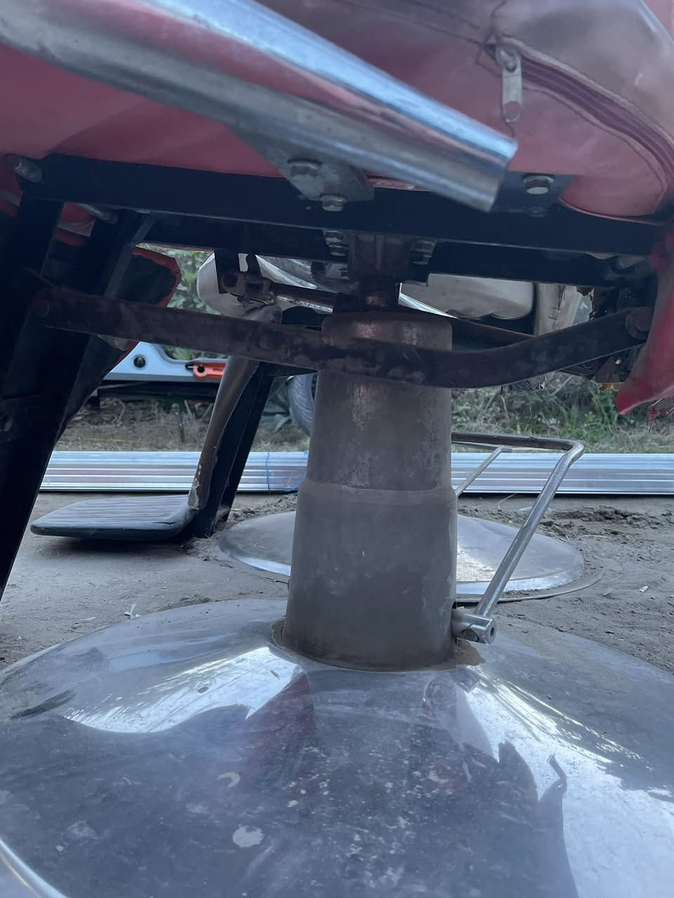 سلام عليكم هذن. للبيع سعر 650  بي مجال كلش بسيط رقم هذا ***********
