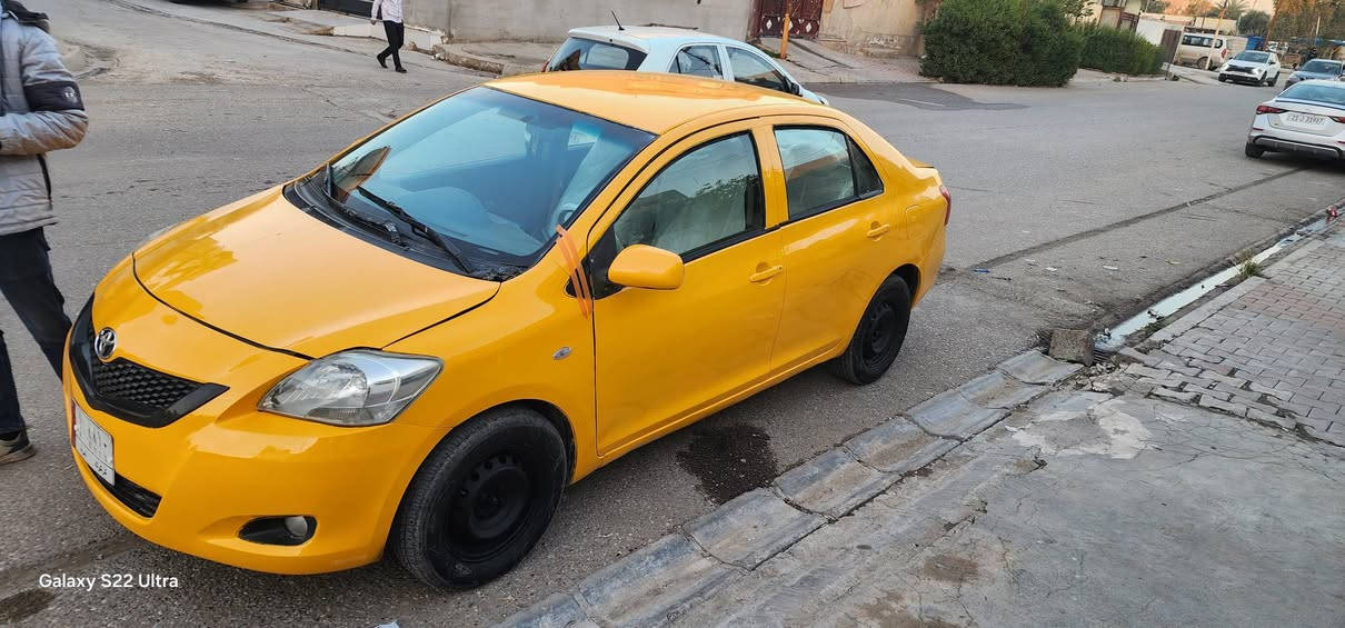 السلام عليكم
يارس 2008 رقم كركوك مشروع وطني
كير اوتوماتيك جاملغ وبونيد مبدل وبيها تصفيات
بدون شواصي بشرط وسقف بي رصعات مال جنج فقط.. صبغ جديد وبيها بطاقه بانزين
السعر 74 
***********
