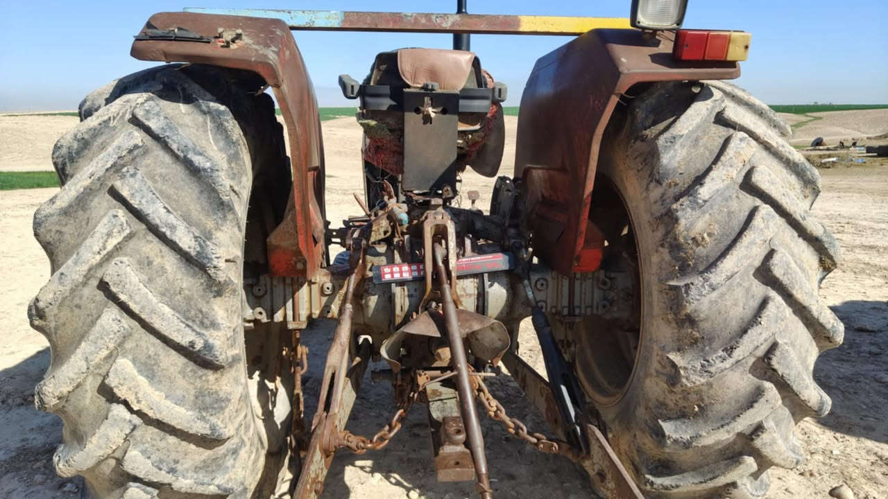 السلام عليكم تركتر فوركسن 75 بيه تنقيص كيرر اكسل شرط تواير جدد مكلف بل نشرر الاتصال ع رقم ***********
