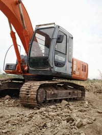 حفار فايف لبيع بلادي 07710879548