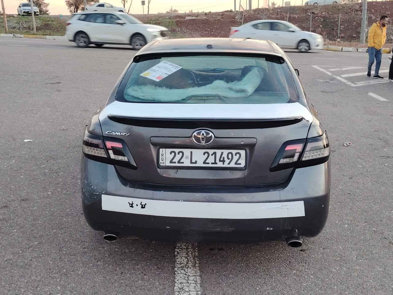 کامري 2011 LE چوار پستؤن 
ببلاد سپؤرت 
کوشن کاره بای 
سوو کان قؤليؤم /ته حدید سرورعه لایت زینؤن 
شا شه کا میرا 
سوو کان په پووله 
سه نه وي و ر قه م نوي کؤ بؤني به نزین هي 
حیزام  سياركه مكينه كير به شه رت سنويه نويه هزه نويه بناوي خومه تحويل غرامه  به شه رت سعر 95 ومجال  له كويه م *********** كويسينجاك, أربيل
