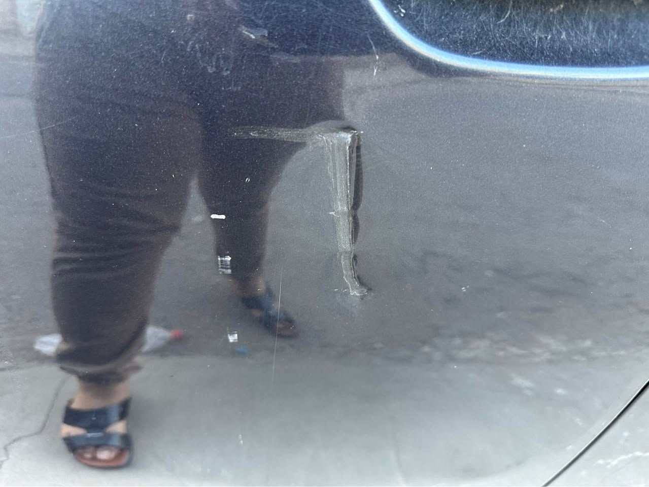 دودج جارجر 2016 للبيع فقط

السلام عليكم 

•سيارة جاهزة ومتعوب عليها 

•حدادية صدر جديدة قبل شهرين 

•بطاريه جديدة 

•دبل بصمة 

•حادثها كلين تايتل بدون ضربه ولا صبغ ابد 

 •بارد بلجاملغ الامامي 

•توجد رصعات وخدوش في الصور الموضح وسونار موجود 

•سيارة ماشية 260 كيلو مال بيت استخدم قليل من جبتها جانت 224 

•مكينة وكير مكفولات بدون تنقيص او نضوح للدهن

•ادامة كاملة على منظومة التبريد والحماوة انسى الحماوة يعني 

•فلتر للدهن الكير والدهن مبدل يم ارقى مركز 

•بانزين محسن وتبديلة الدهن ام 25 الف كلش معتني بيها 

نقصها فقط تايرات الخلفية تبديل 

بطاين داخلية مال البيبان مكلفعات ومعروف عل الجارجر هذا 

الباقي تجي واشوف بعينك 

للاتصال : *********** 

العنوان العمارة ميسان 

رقم السيارة بصرة 

السنوية باسمي حصرا عمارة, ميسان
