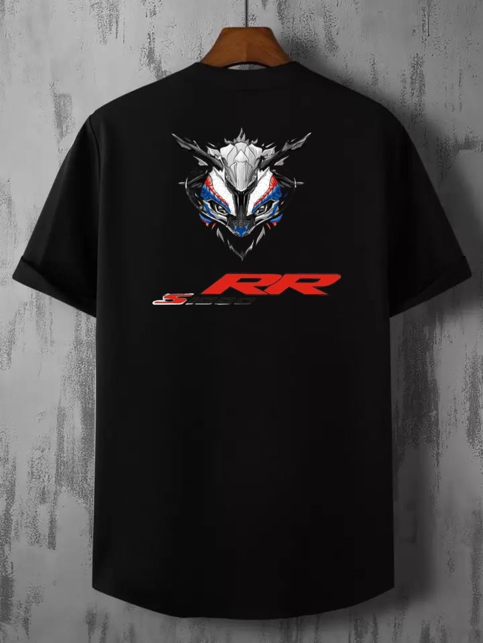 سلام عليكم
حبايب متوفرة طباعه علتيشيرت 
اليريد موجود طباعه اسم صوره شعار عباره حسب الطلب
تواصل خاص او ***********
