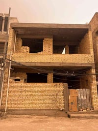 بيت للبيع في منطقة الشعلة قطاع ١٢ قرب جامع الجوادين  قطعة امامية مساحة...