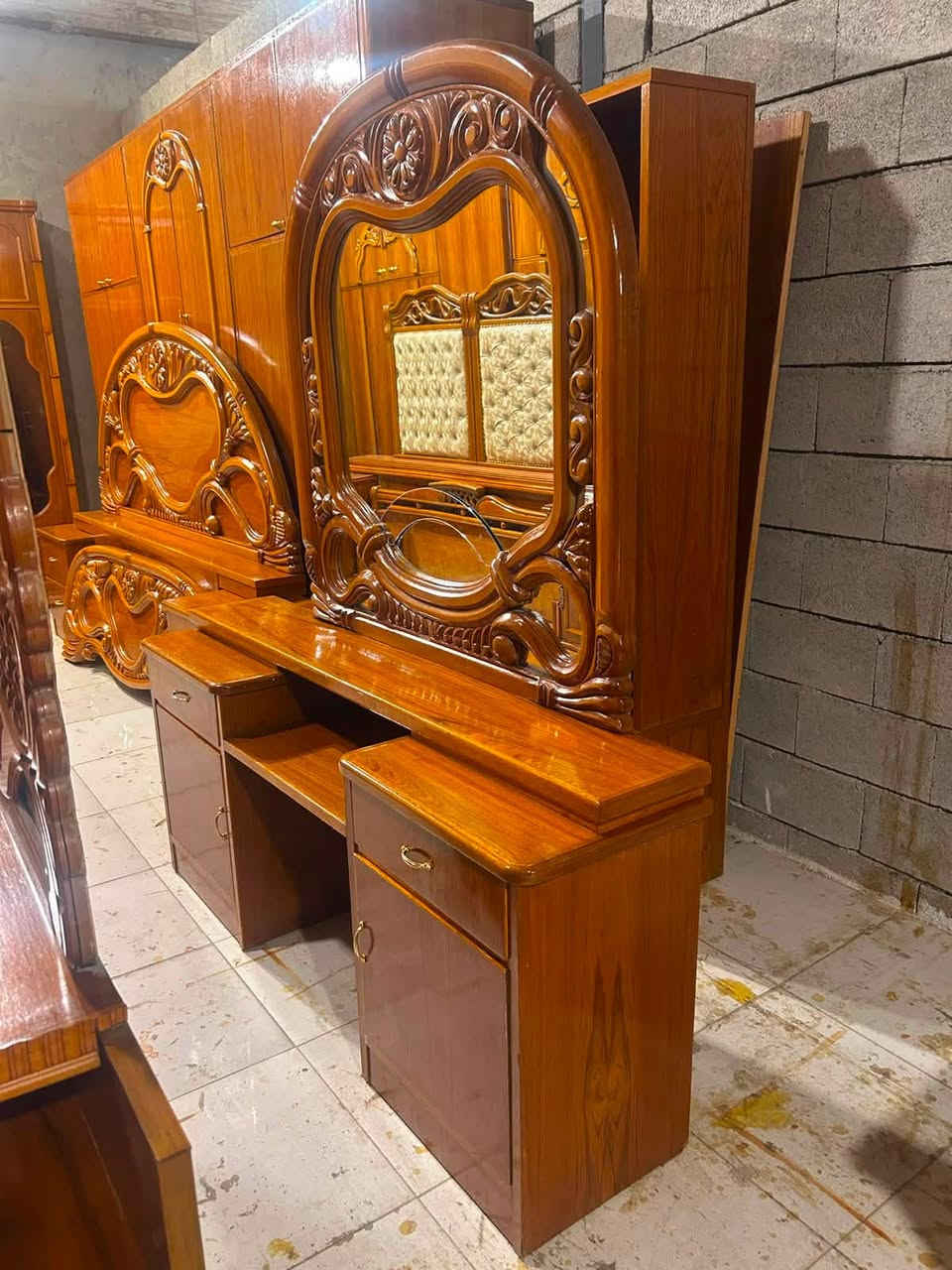 جديدنا 👍🏻🔥غرفه للبيع ⭕️⭕️
6 باب ملحق 🚪صاج موديل كلاسك نقش ظهر الكنتور چمبر شغل توصي ثقيل تكمه⚜️
للاستفسار الاتصال على الارقام 
اسيا 📞(***********)
كورك📞  (***********)
عنواننا موصل 

حي الحدباء سايدين الصديق معرض عمار ابو حمزه قرب كماليات سند ⭕️⭕️

مستعدون لشراء غرف النوم والكناتير الصاج
