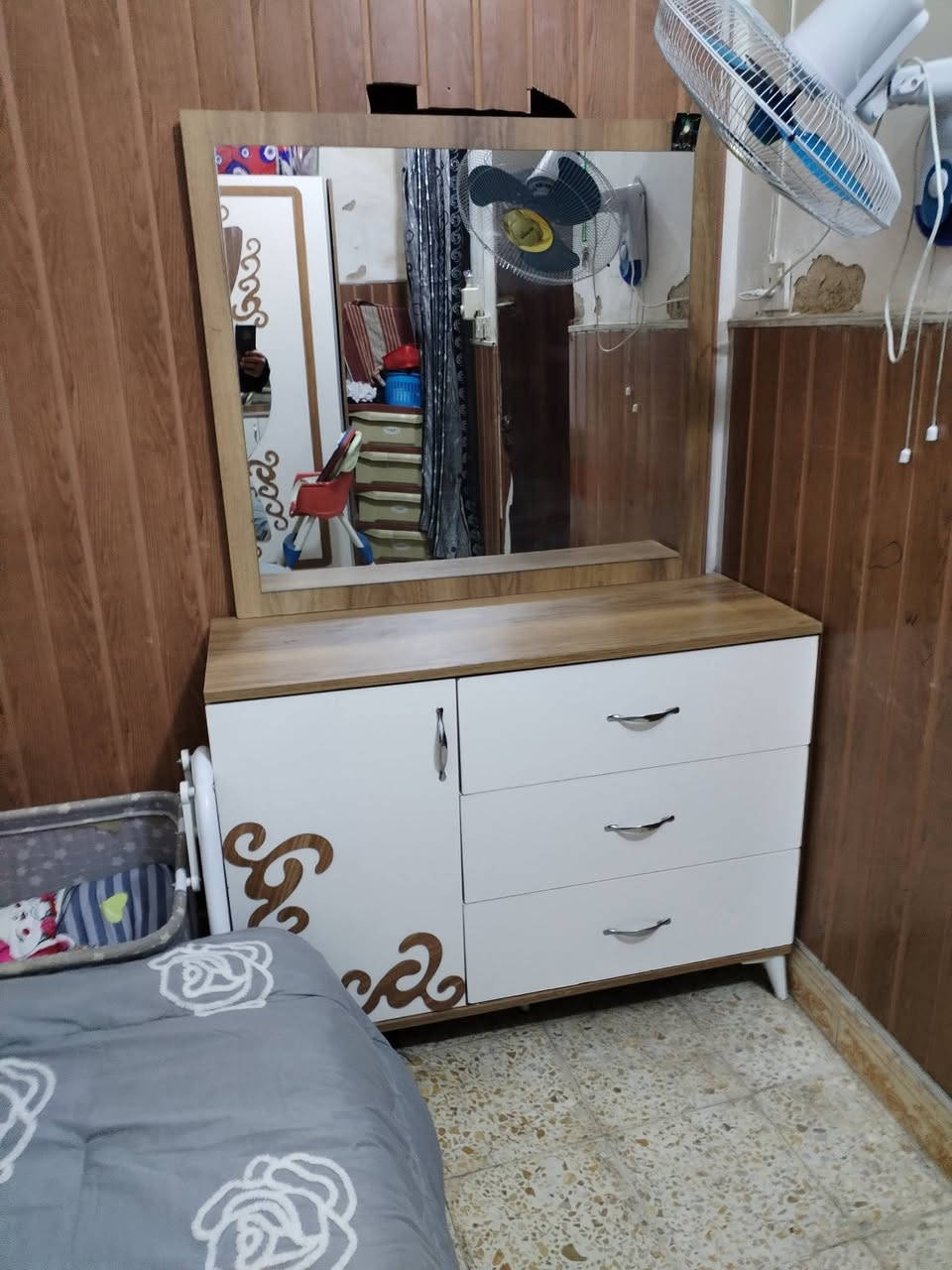 غرفة تركية للبيع
٣ أشهر من الاستعمال ٥قطع نضافة فول
السعر 250 قفل
وتساب***********
