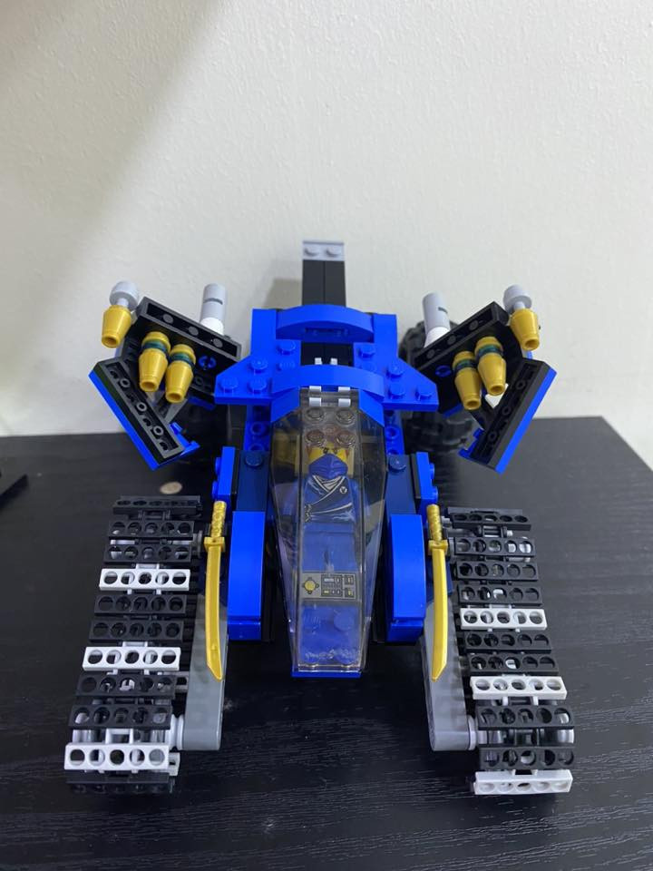 متوفر ليكو نينجاكو للبيع LEGO 👍🏼


**إذا كنت صاحب هذا الإعلان وتريد حذفه لأي سبب، رجاءا أرسل رسالة إلى الدعم الفني**