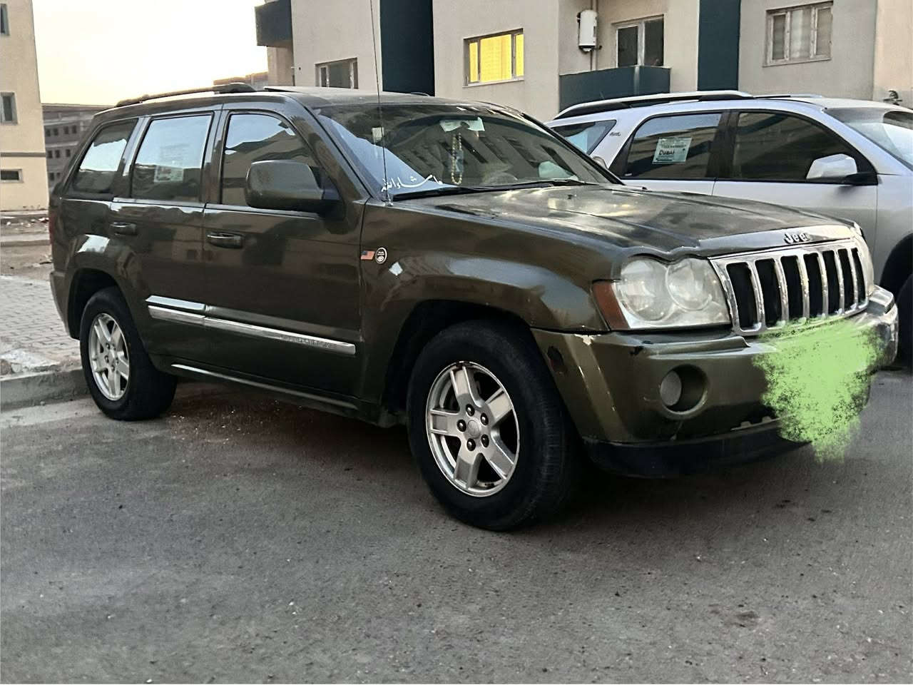 سلام عليكم 
للبيع——
جيب ترايل هوك 
الموديل ٢٠٠٧ 
فور ويل 
محرك V8_4700
خمسه ويل كب 
كشنات جلد 
داخل نفطي 
اللون زيتوني 
هوك خلفي 
كشنات كهرباء 
فتحه سلايد روف 
مسجل CD_Ax
تبريد قطعتين 
كأمره دواره خلفيه 

هزه جديده 
رقم بغداد بسمي 
كل أوراق كمرك ورقم كامل باقي فقط تحويل 
حادثها جاملغ وبونيد بدون دواخل 
العنوان بغداد جديده 
السعر ٧٣ وبيها مجال 
الهاتف‭٠ ٧٧٦ ٦٧٥ ١٣٦٨
