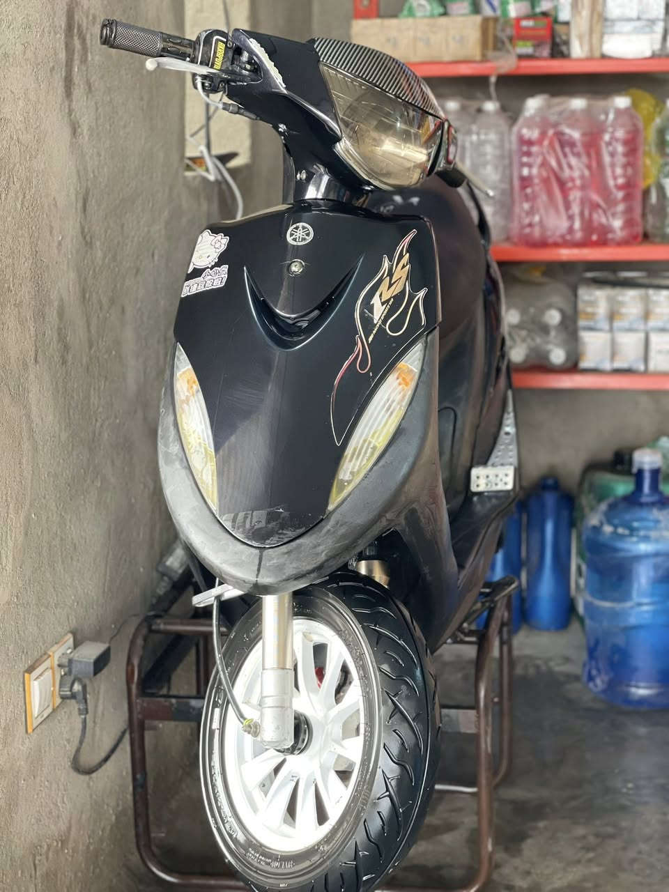 سلام عليكم دراجة ماكس بلادية ما مفتوحة رمبة ومتروكة شغالة سلف هندر نكرة***********
