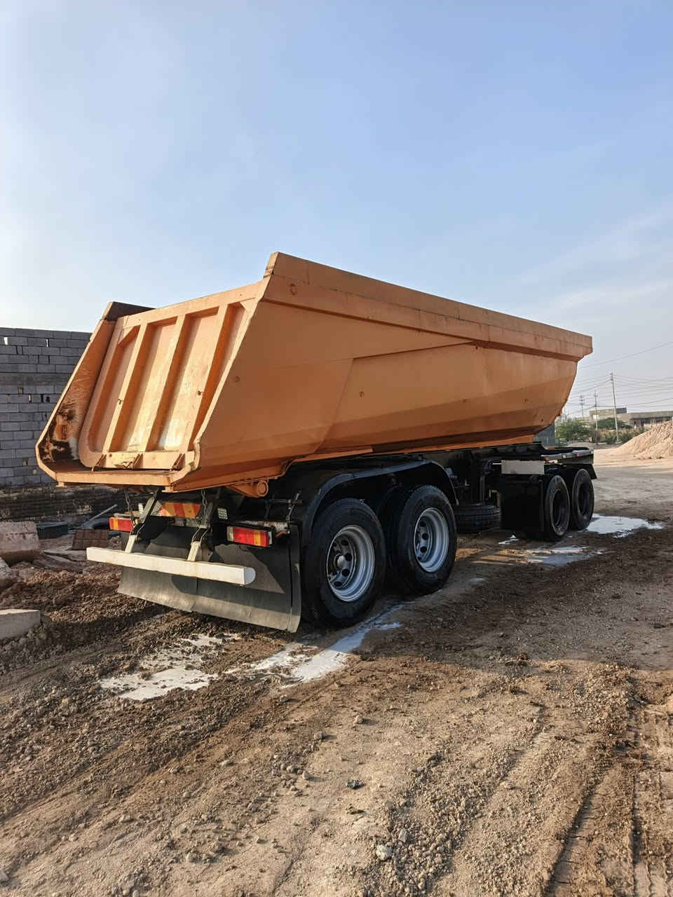 سلام عليكم مقطوره البيع تخم تاير ستفسار تصل عله هاذ رقم‏‪***********‬‏
