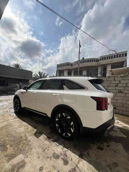 سورنتو 2024 رقم بغداد خليجي ضمان المجموعة الدوليه 5 سنوات ماشيه 24الف  سياره مكفوله زيرو على يدي كير ماوس تشغيل عن بعد بصمه عدد 2 فتح صندوق كهربائي كشنات مخمل مدوشمه جلد بقلاوة +ارضيه جلد دفع ثنائي أريل نفكيتر حساسات اماميه وخلفيه لايت زنون +لد بگلايت لد كشافات قبضات أبواب لمينيوم فتح كهربائي دخول بصمة ذكي حجم الطارات 20 ويل كب 20شكل نجمة اشاير في لمري الجانبيه المري قابله للطي كهربائي ماسحة خلفيه هاند بريك كهربائي دشبول شاشة ديجتل نضام تغير ألوان الشاشة مقود شامو فصال شاحن هاتف دون كيبل تبريد لمس 3قطع 4انضمة قيادة درايف مود اوتو هولد نزول منحدرات مانع انزلاق دشبول داداشو وهناك مواصفات اخرئ السعر(32 يعني3شدات و20)الاستفسار ***********
