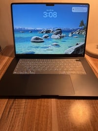 يتوفر قطعه نادرة ولون مميز M4 Air 15 inch  انتبهلي  Ram 24 Hard 512 ال...