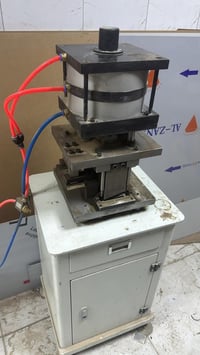 ‏مكينة ثاقبة تعمل على الهواء للبيع تواصل على الرقم غير موجود على الفيس...