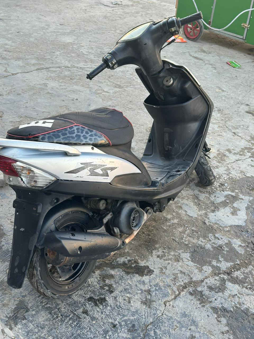 سلام عليكم ماكس نضيف الدرجه مابي يي شي كل شغاله كهربياته  مكينه ناعم خرسه 
سلف هدر كل شغال مابي يي شي. ريد 650 مكاني بغداد المشتل *********** متوجد عل وتساب
