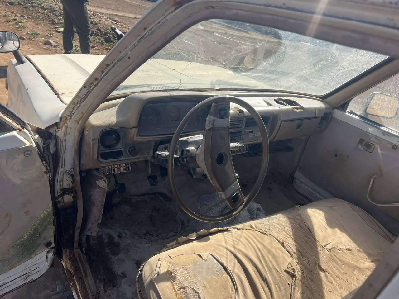 بيكم80 السياره جاهزه محرك كير اكسن شاصي شرط رقم كركوك تحويل السعر 22 وبيه مجال ***********
