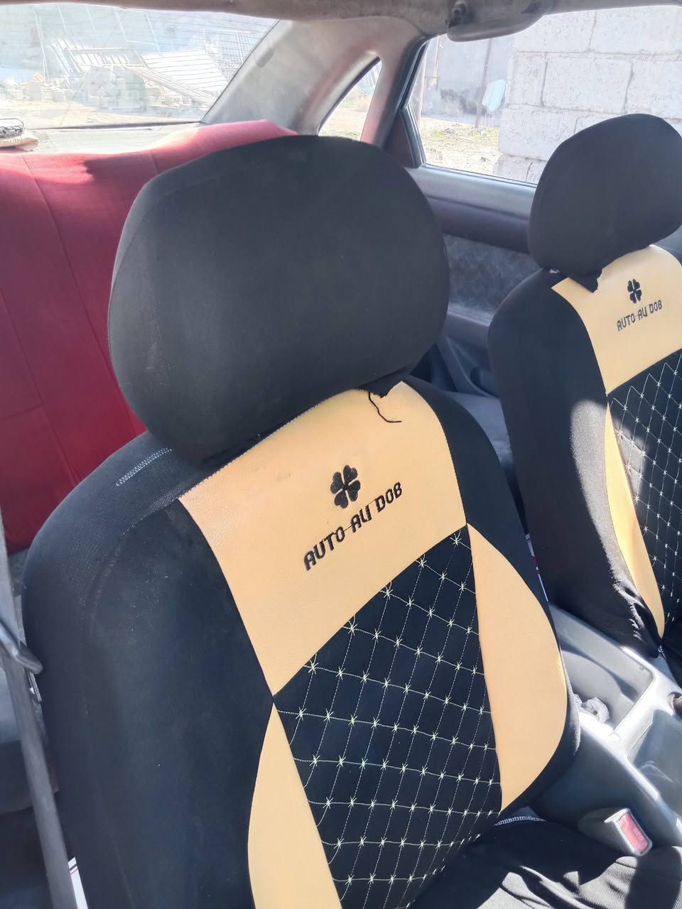 السلام عليكم اوبترا ٢٠٠٤ للبيع السيارة بأسمي سنوية ٢٠٣٠ صدر امامي وخلفي وكير خير من الله تدفئة تبريد شغالات تخم تاير رقم بغداد انكليزي سيارة بلاديه المحرك بي بخار قليل غرفتهه حلوة مسجل شغال كهربائيات كلهه شغاله باتري جديد السعر ٤٥ ورقة وبيها مجال للطيبين للاستفسار الاتصال *********** او *********** والكورك بي واتساب مكان السيارة التاجي سبع البور
