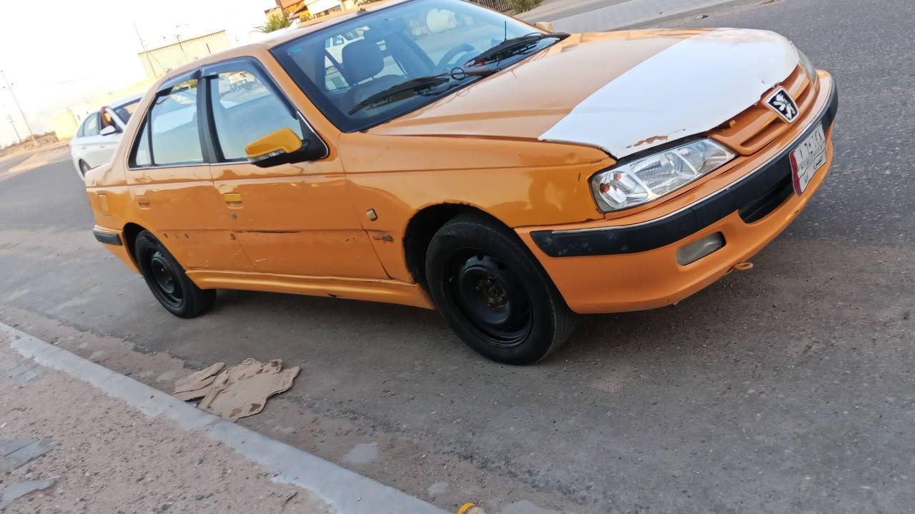 سلام عليكم سيارة بيجو بارص مديل 18 للبيع كهربائيات شغاله بدون خياسات رقم سعرها 38راعيه ***********
