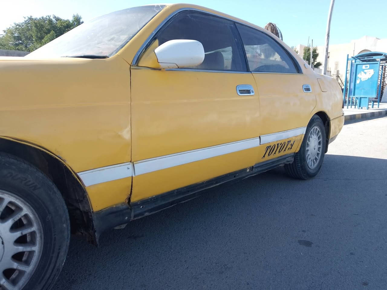 سلام عليكم كراون متصل 
موديل (2000)اصل 
رقم ميسان الماني 
مكينة وكير ثنين ونص 
ديلكو كفالة وين مايعجبك
كهربائيات كل شغالة تبريد شغال
تخم تاير جديد حدادية جاهزه
ربع متصرف عليها 
كفالة من الكص ولنقل 
سعر (26) عنوان واسط 
بيع او مراوس بخصوصي 
((***********))
